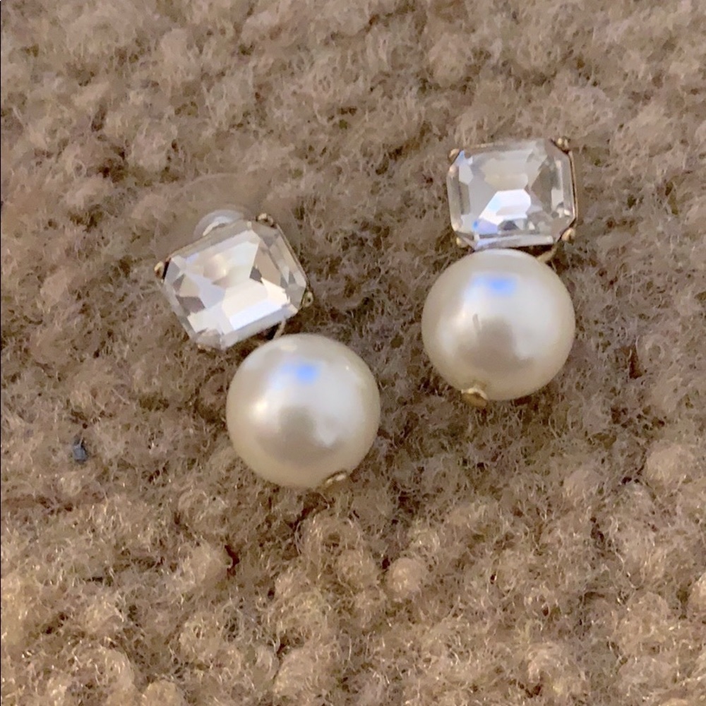 J Crew - Pearl drop earrings
